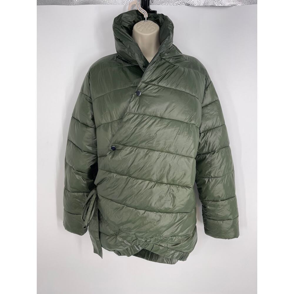 Universal Standard Green Puffer Coat (c31)